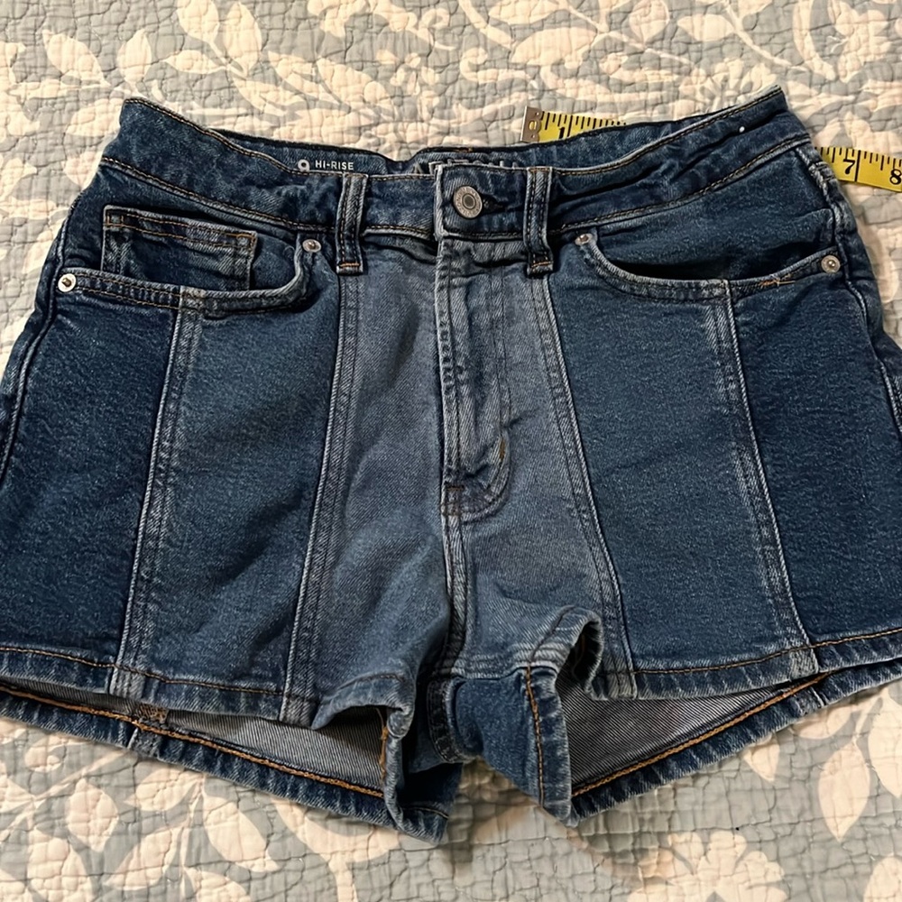 Arizona Jeans shorts Sz 9  2024 Wrangler 2024 4/27 shorts **2 Pairs** EUC